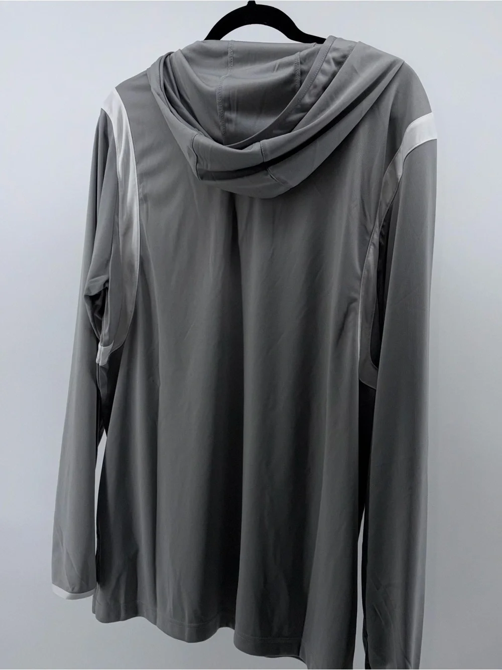 Adidas Mens Hoodie Shirt - Thin Size Large‎ NWT,  $55 Retail - Icon Pulse, Gray